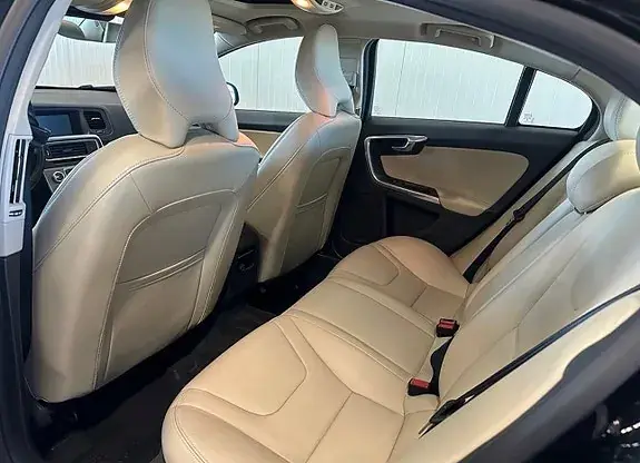 Volvo S60 2016 photo 5