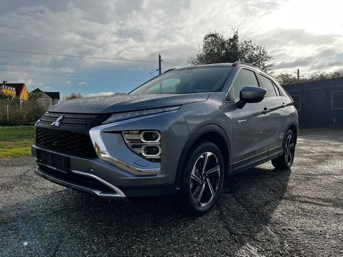 Mitsubishi Eclipse Cross 2021 photo 2