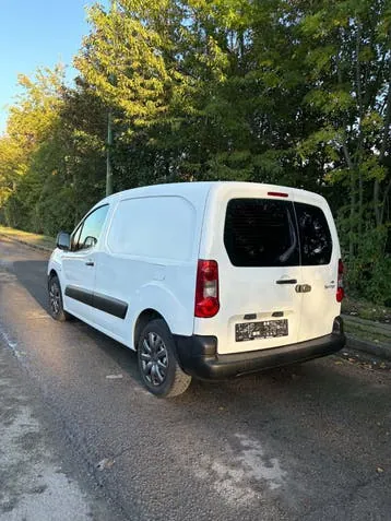 Citroen Berlingo 2010 photo 2