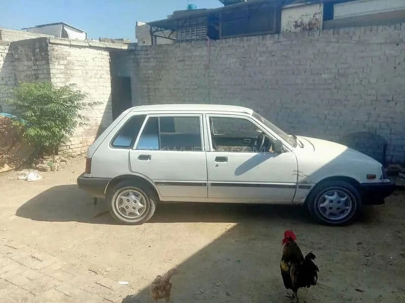Suzuki Khyber