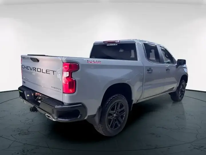 Chevrolet Silverado 1500 2025 photo 5
