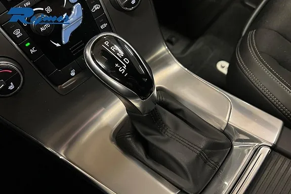 Volvo V60 2018 photo 5