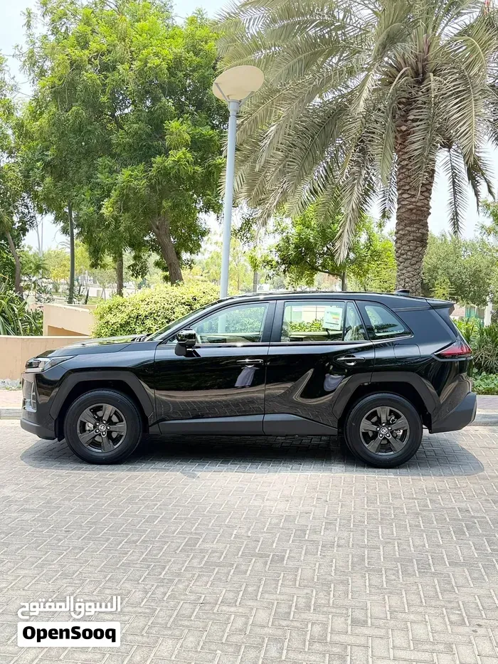 Toyota Rav 4 2026 photo 2