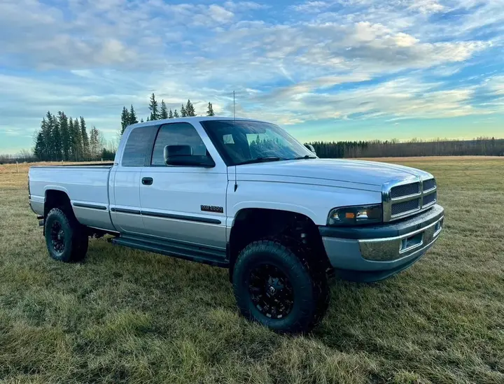 Dodge Ram 2500 1999 photo 3
