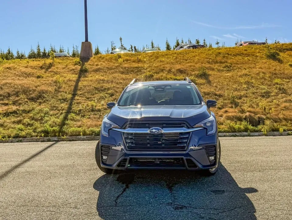 Subaru Ascent 2023 photo 2
