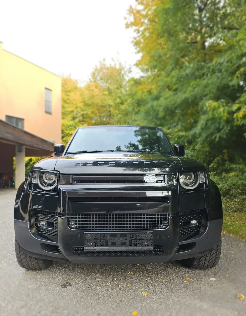 Land Rover Defender 2020 photo 3