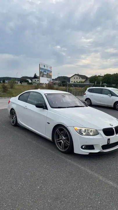 BMW 330D