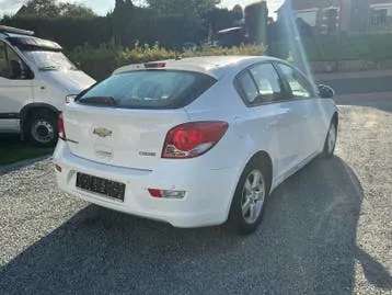 Chevrolet Cruze 2011 photo 3