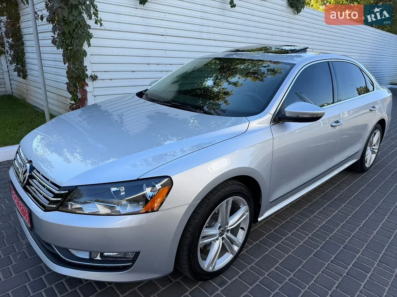 Volkswagen Passat 2014 photo 2