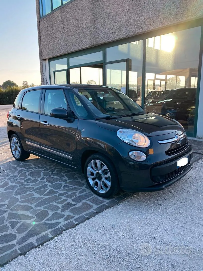 Fiat 500L 2013 photo 2