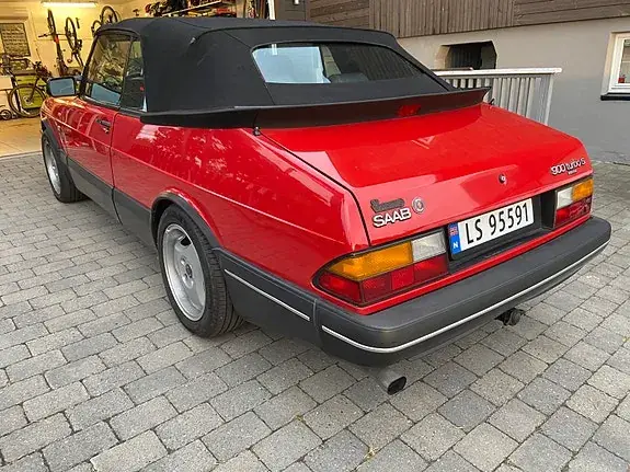 Saab 900 1991 photo 2