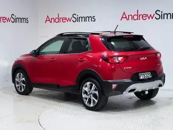 Kia Stonic 2023 photo 3
