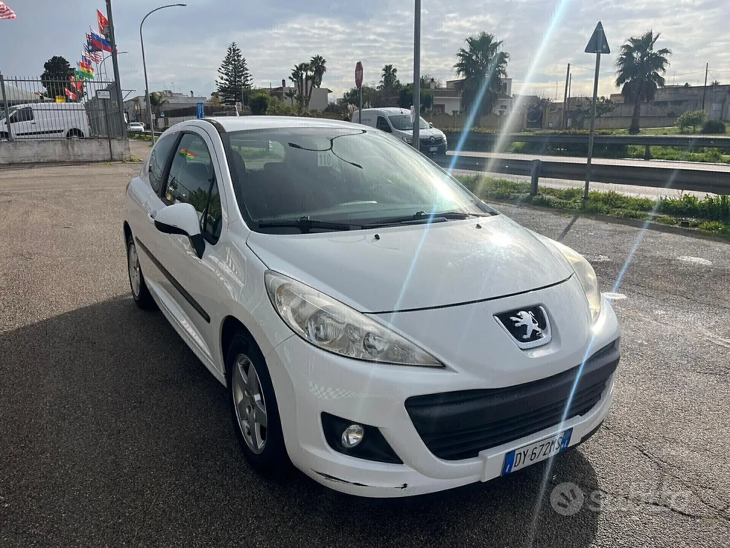 Peugeot 207 2010 photo 3