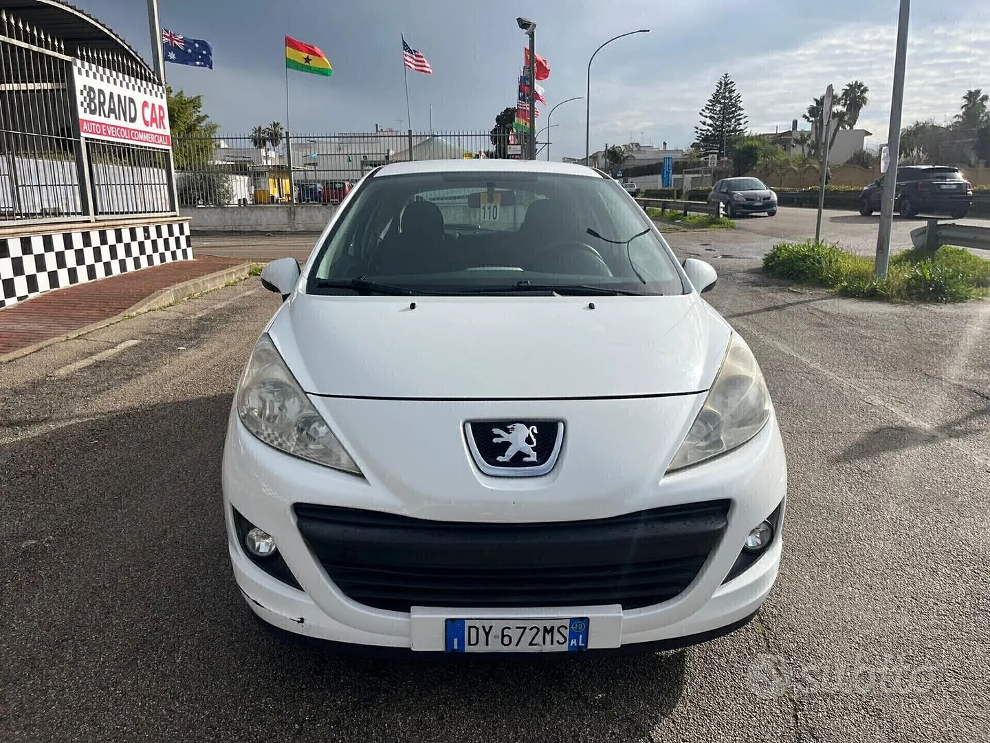 Peugeot 207 2010 photo 2
