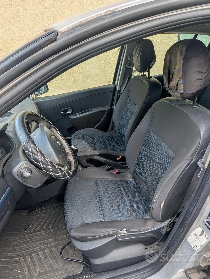 Renault Clio 2007 photo 5