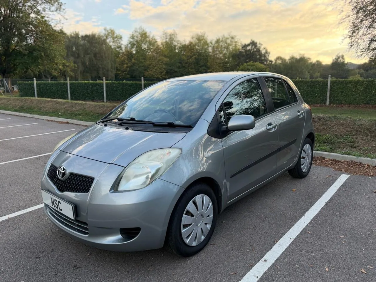 Toyota Yaris 2006 photo 2