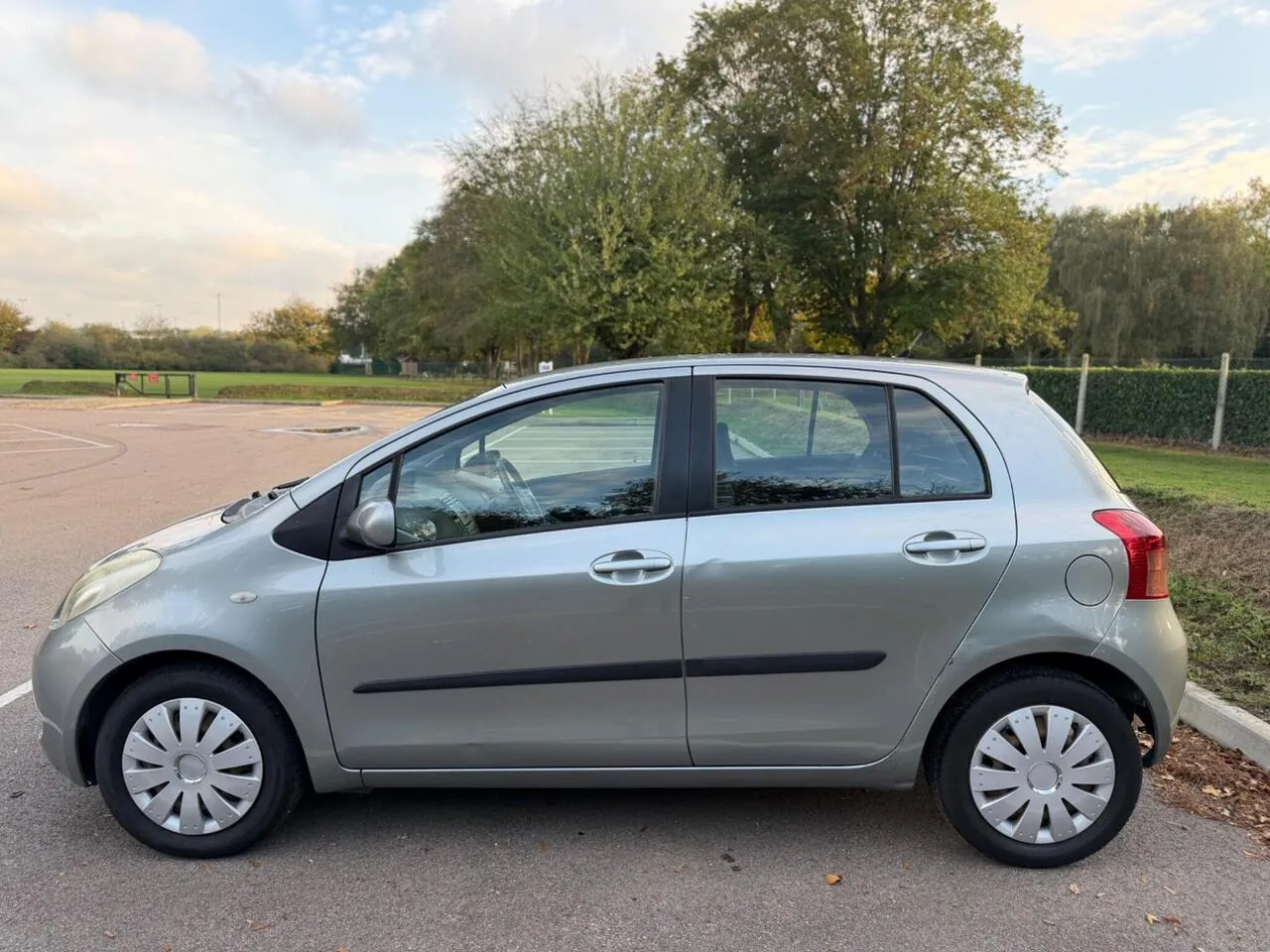 Toyota Yaris 2006 photo 5