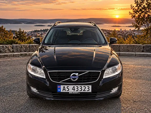 Volvo V70 2015 photo 2