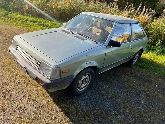 Mazda 323 1984 photo 4