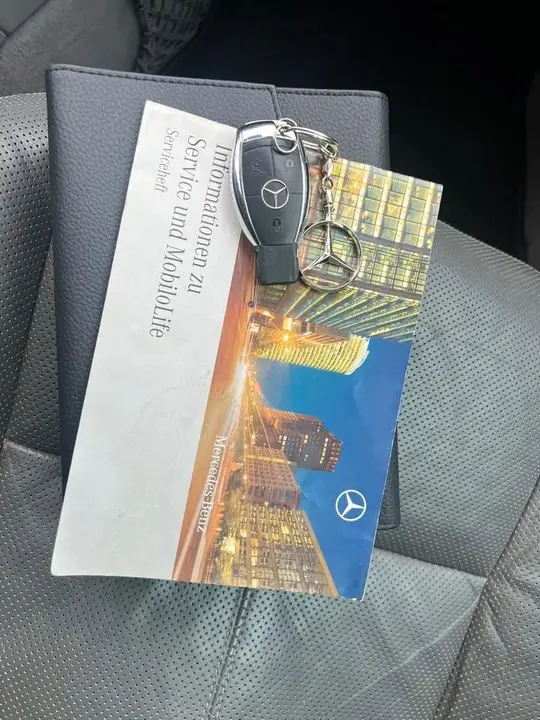 Mercedes-Benz S 320