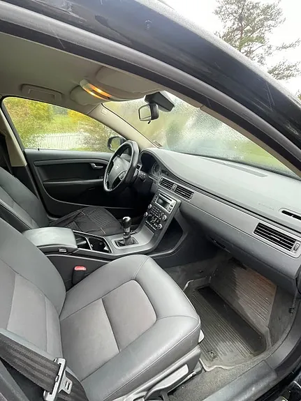 Volvo V70 2008 photo 4