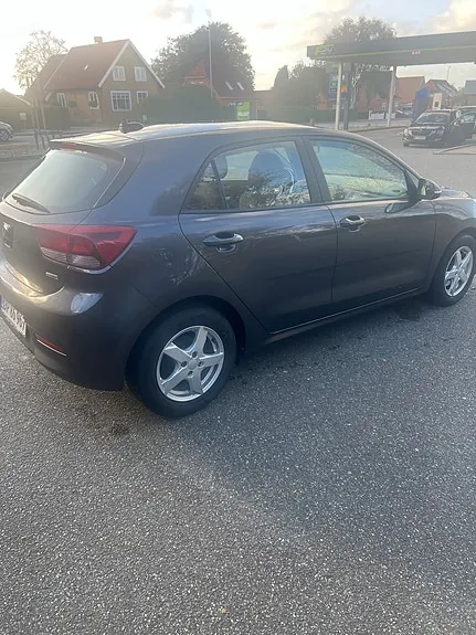 Kia Rio 2017 photo 5