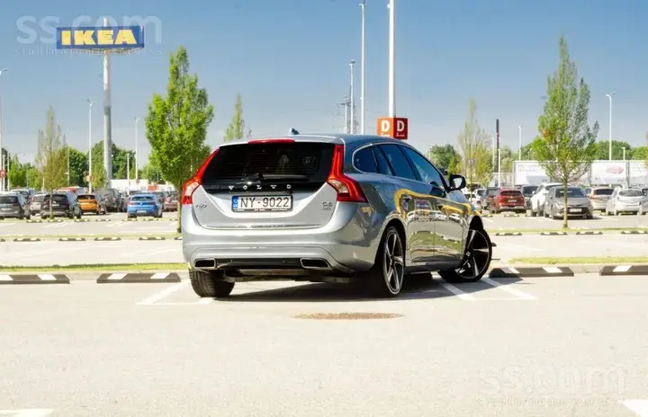 Volvo V60 2013 photo 5