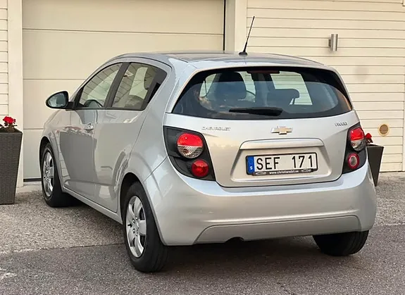 Chevrolet Aveo 2013 photo 5