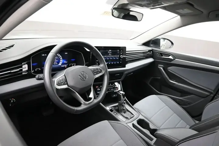 Volkswagen Jetta 2026 photo 5