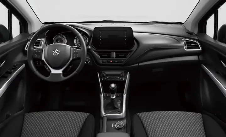 Suzuki S-Cross photo 2