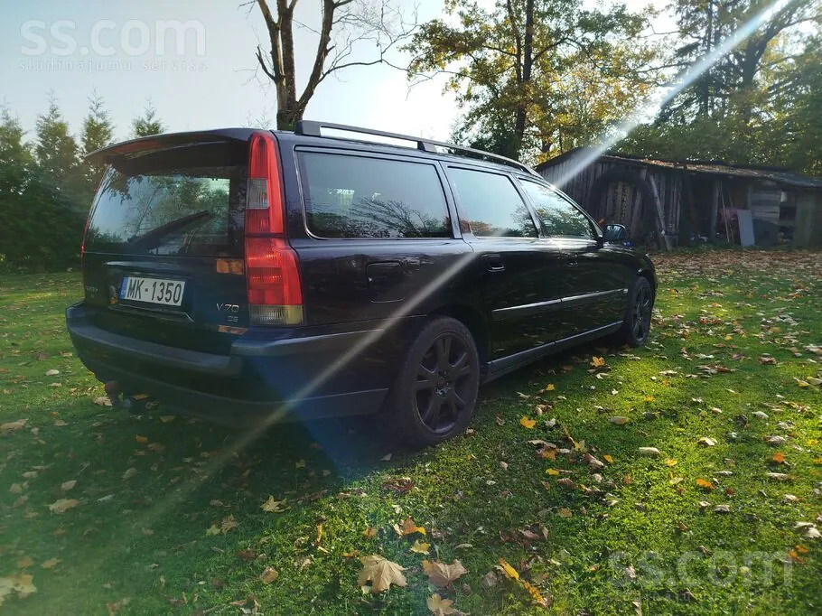 Volvo V70 2004 photo 5