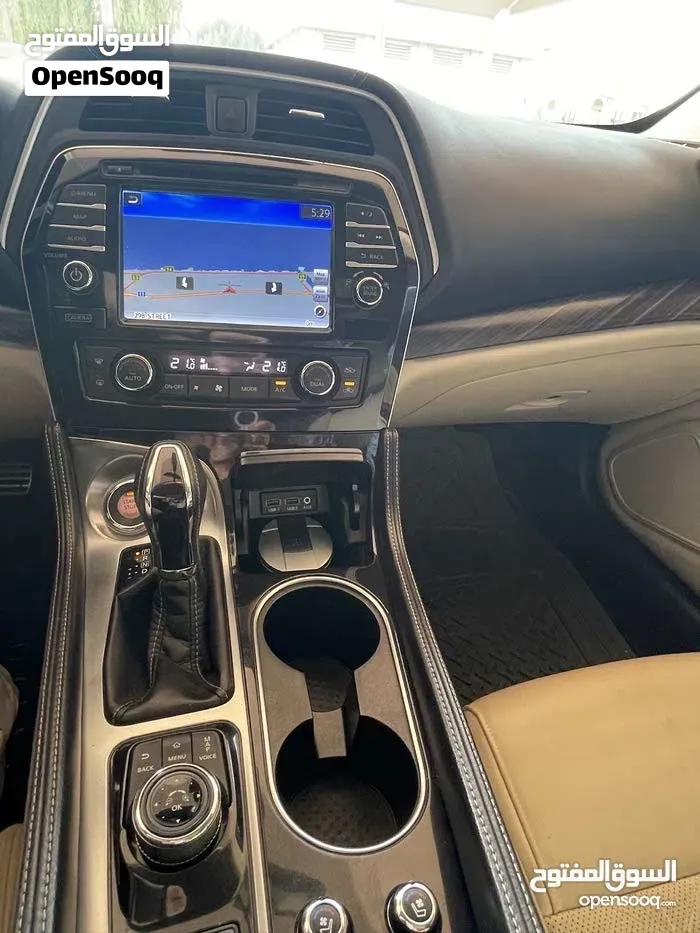 Nissan Maxima 2018 photo 2