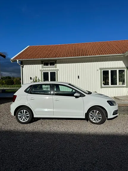 Volkswagen Polo 2016 photo 2