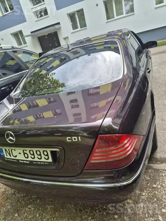 Mercedes-Benz S320 2005 photo 3