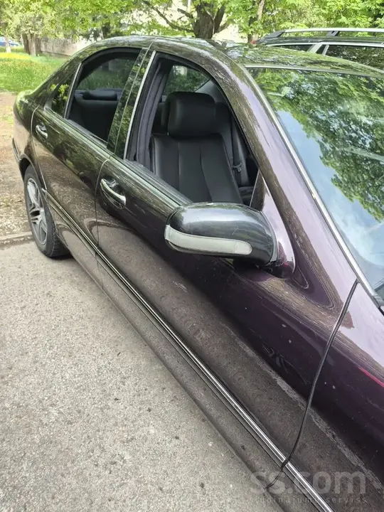 Mercedes-Benz S320 2005 photo 4