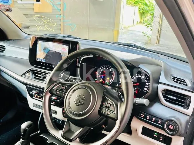 Suzuki Swift 2024 photo 2