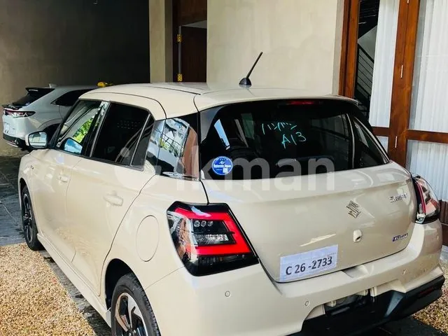 Suzuki Swift 2024 photo 5