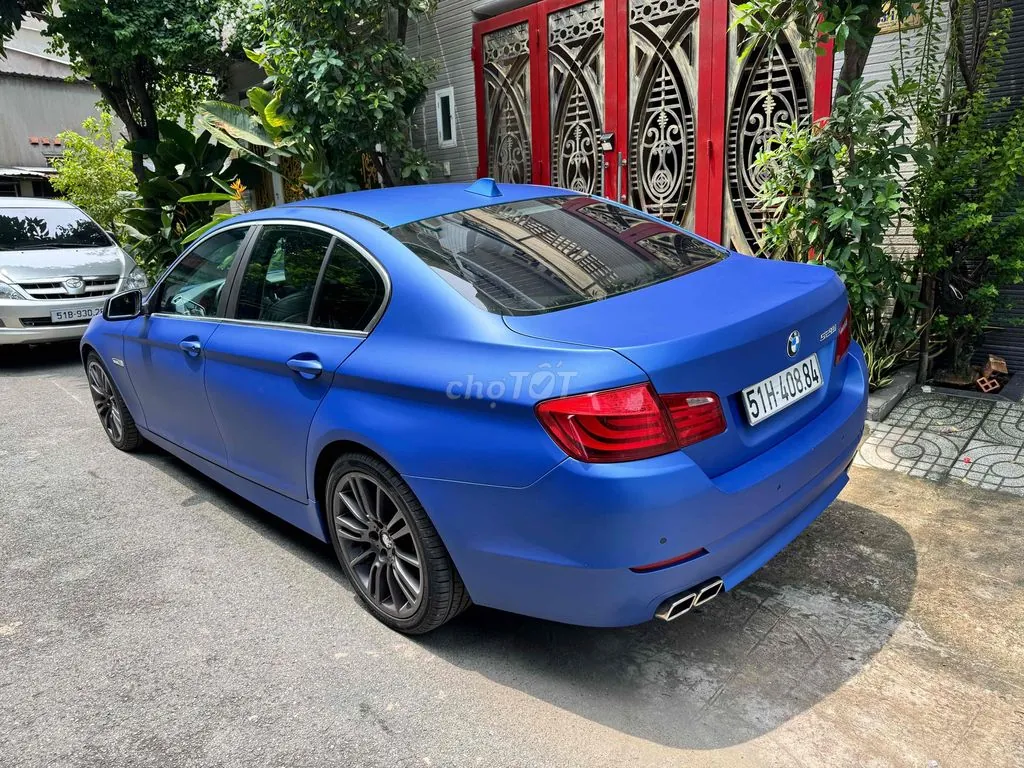 BMW 5 Series 2010 photo 4