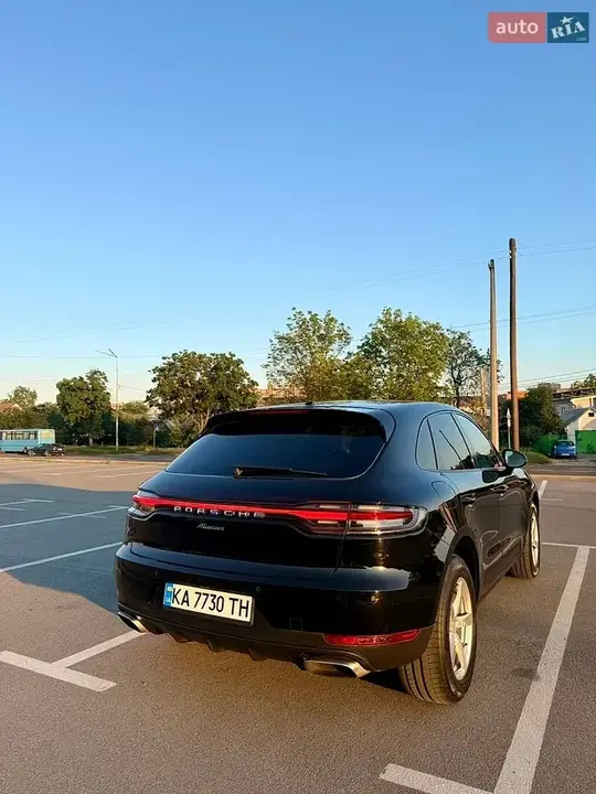 Porsche Macan 2018 photo 2