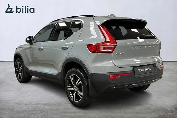 Volvo Xc40 2025 photo 2