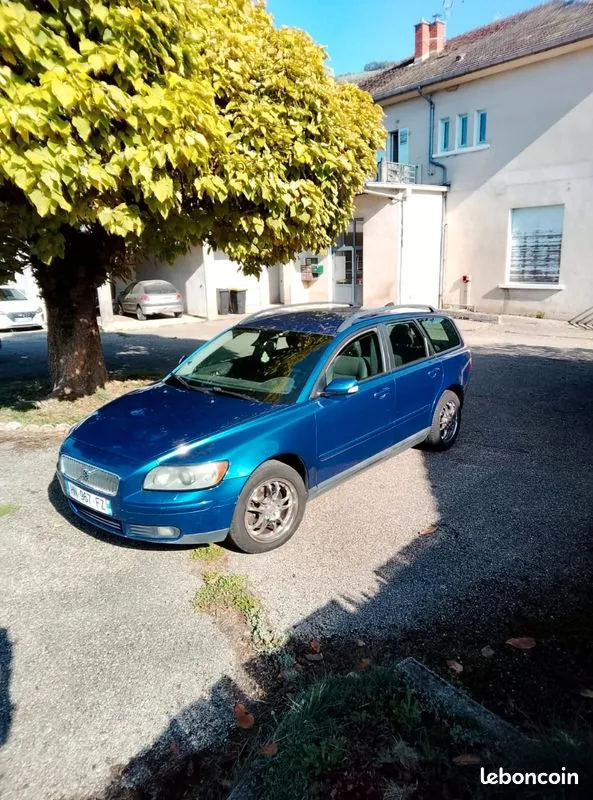 Volvo V50