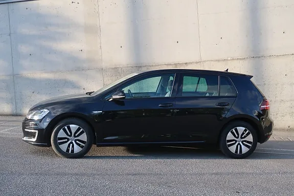 Volkswagen E-Golf 2016 photo 3