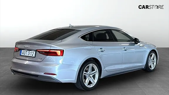 Audi A5 2017 photo 2