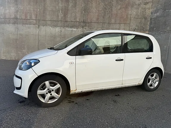 Volkswagen Up 2013 photo 4