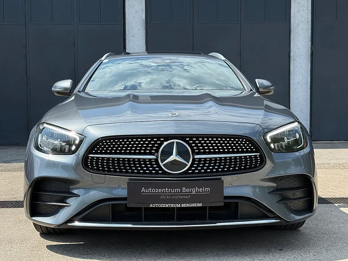 Mercedes-Benz E-Class 2021 photo 3