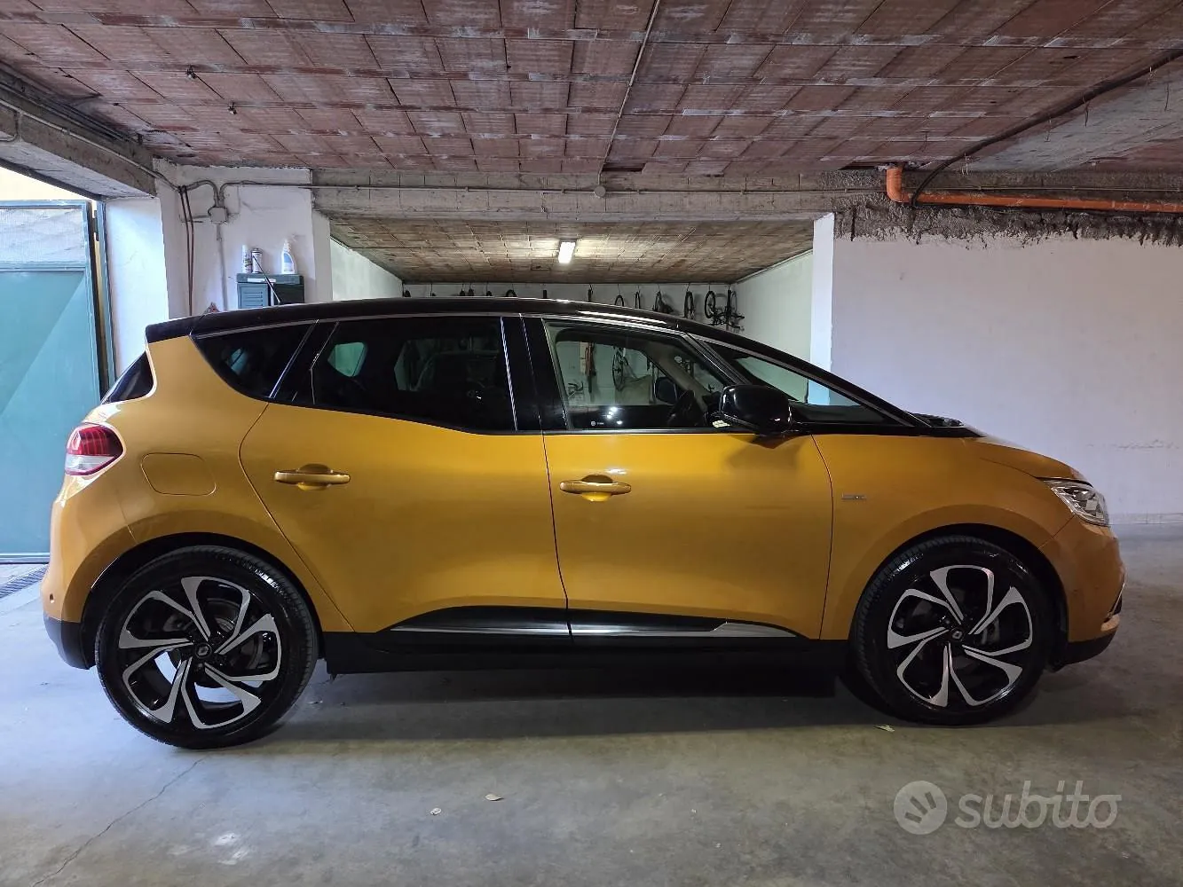 Renault Scenic 2017 photo 2