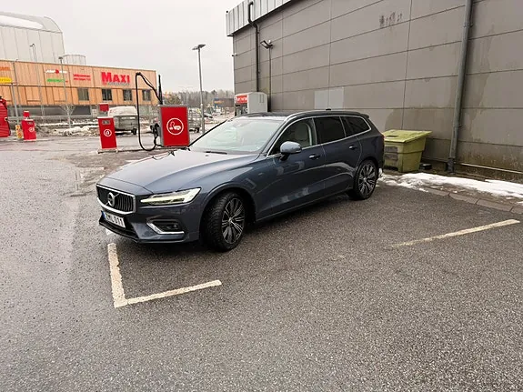Volvo V60 2019 photo 2