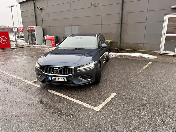 Volvo V60 2019 photo 3