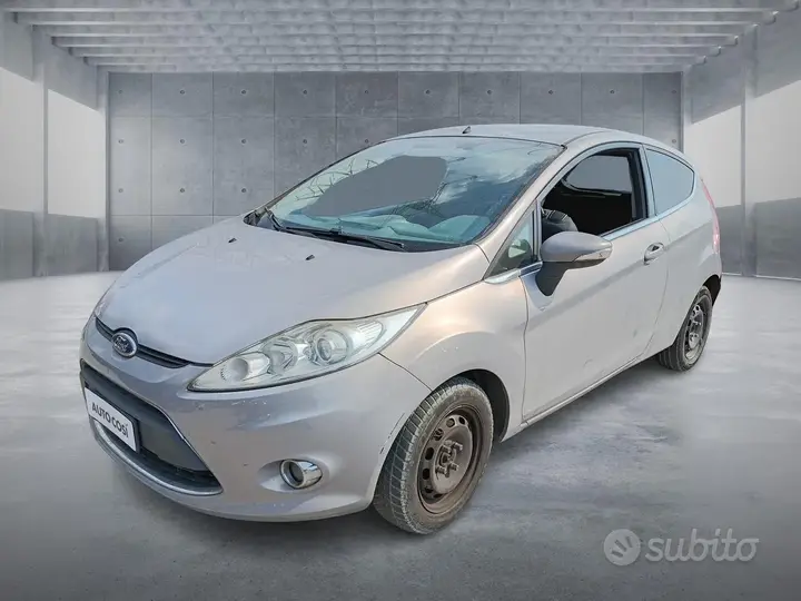 Ford Fiesta 2010 photo 2