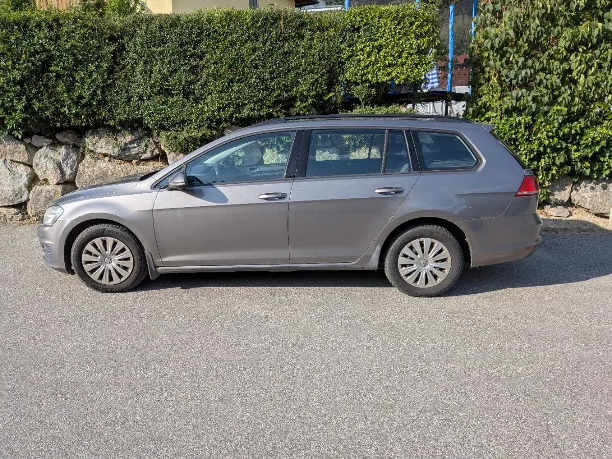 Volkswagen Golf 2013 photo 3